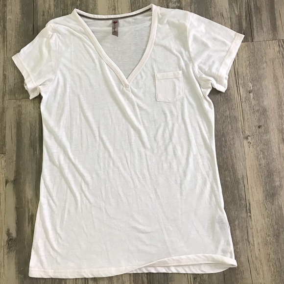 V-Neck shirt - Picture 1 of 1